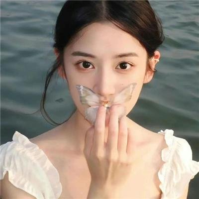沃伦 封面